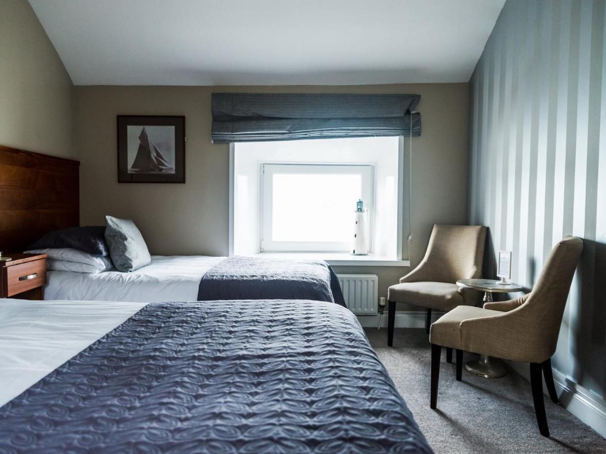 Pier 36 Hotel Donaghadee Room photo