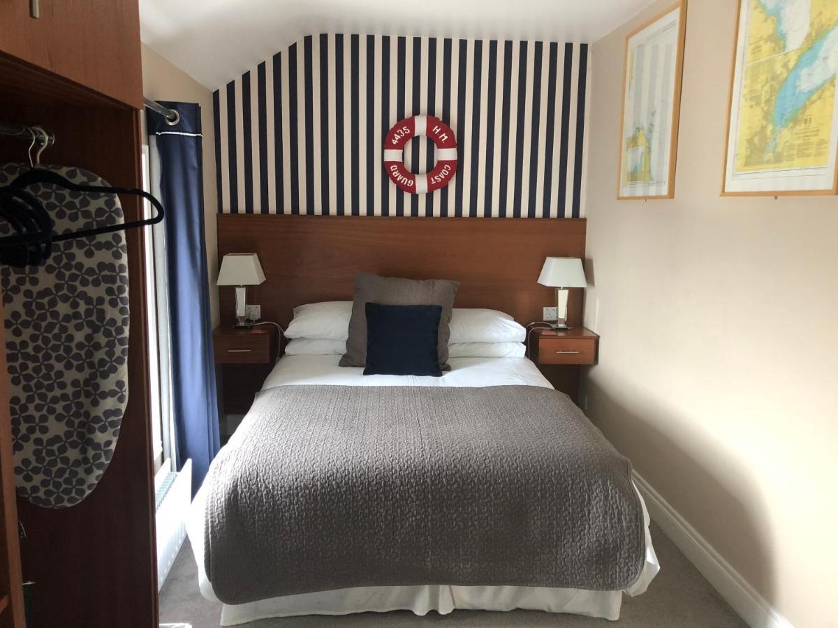 Pier 36 Hotel Donaghadee Room photo