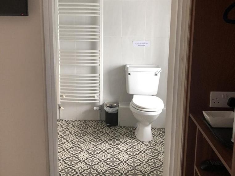 Pier 36 Hotel Donaghadee Room photo